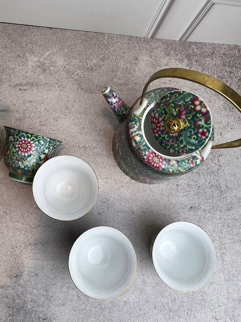 Tetera de Cerámica Estilo Chino con 4 Tacitas | Detalles Decorativos • Infusor Integrado