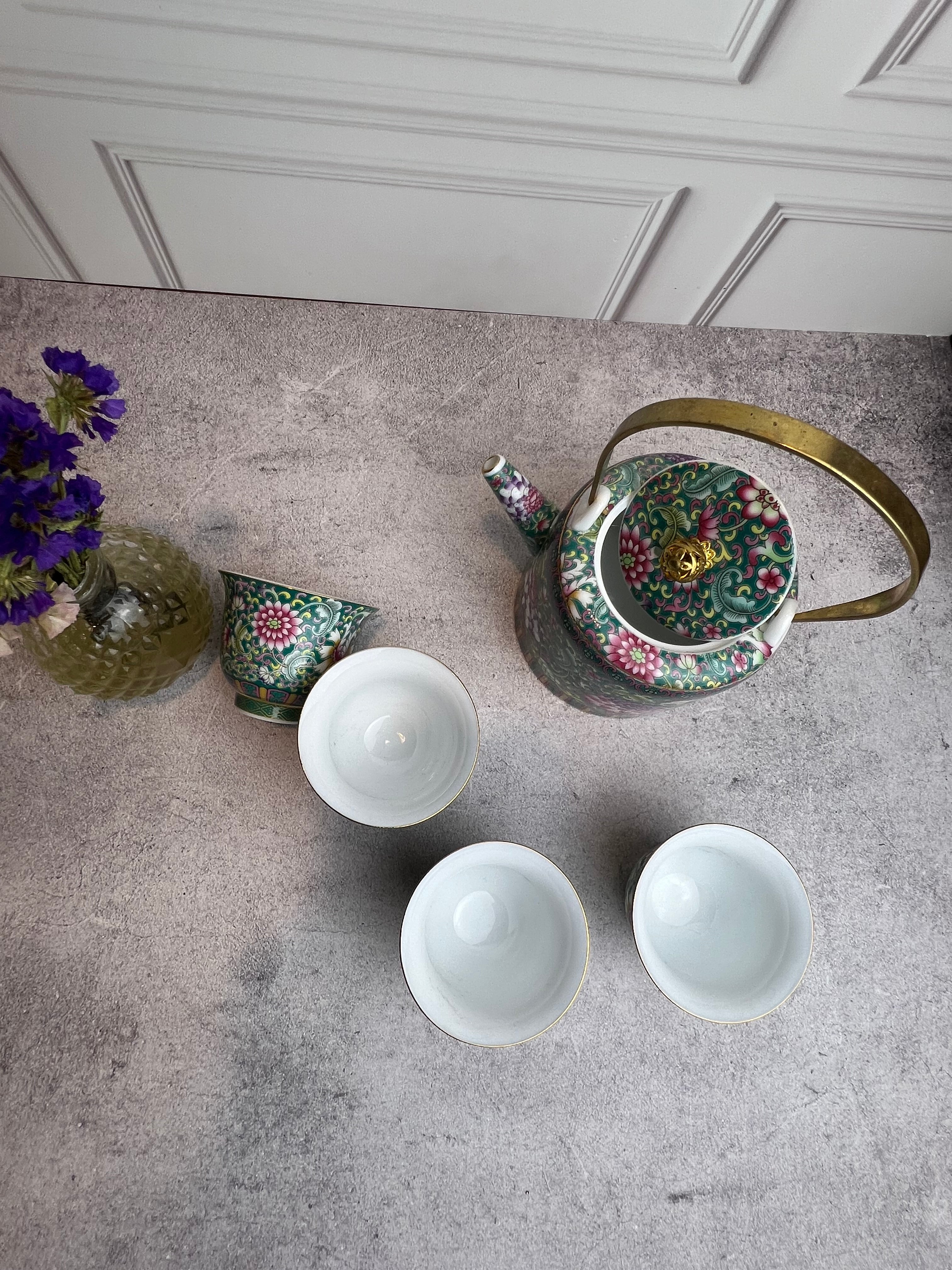 Tetera de Cerámica Estilo Chino con 4 Tacitas | Detalles Decorativos • Infusor Integrado