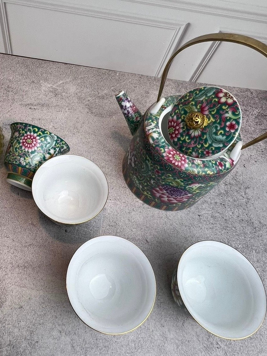 Tetera de Cerámica Estilo Chino con 4 Tacitas | Detalles Decorativos • Infusor Integrado