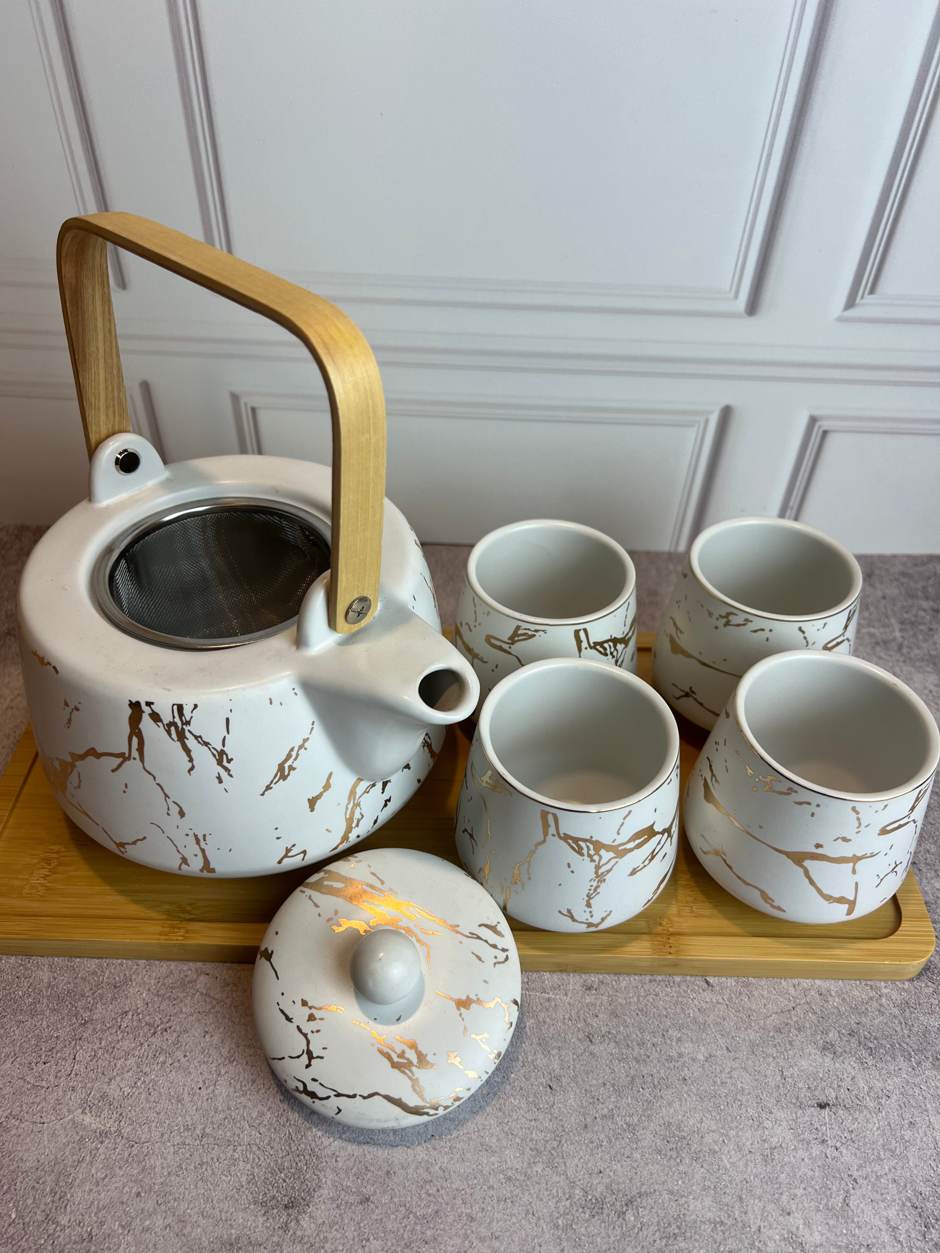 Tetera de Cerámica Kintsugi –4 Tazas | Tapa de Nogal