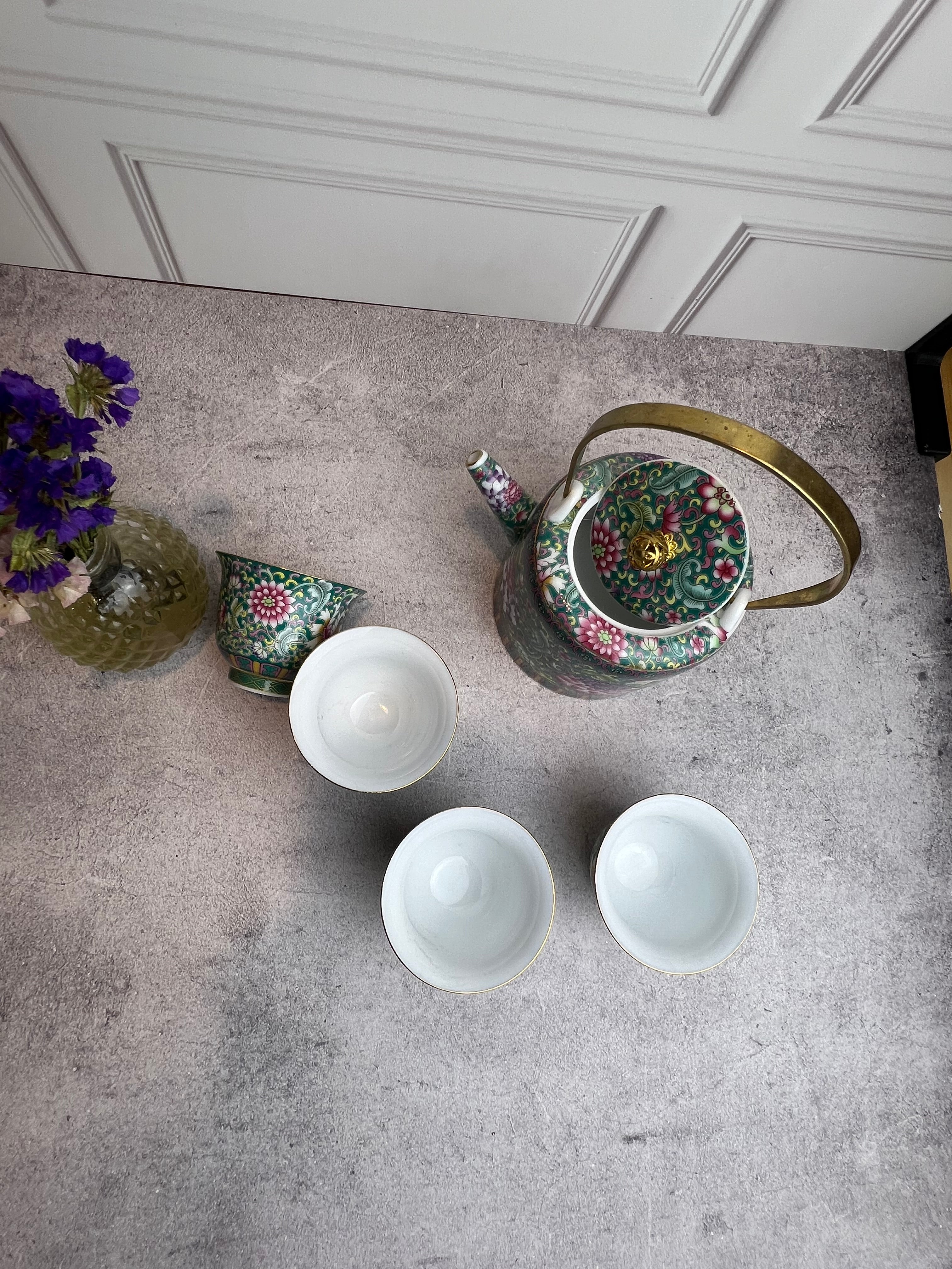 Tetera de Cerámica Estilo Chino con 4 Tacitas | Detalles Decorativos • Infusor Integrado